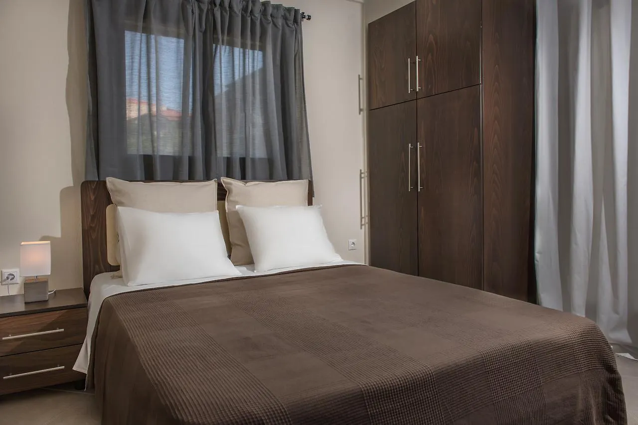 Pleiades Casual Living Apartment Nea Roda 0*,