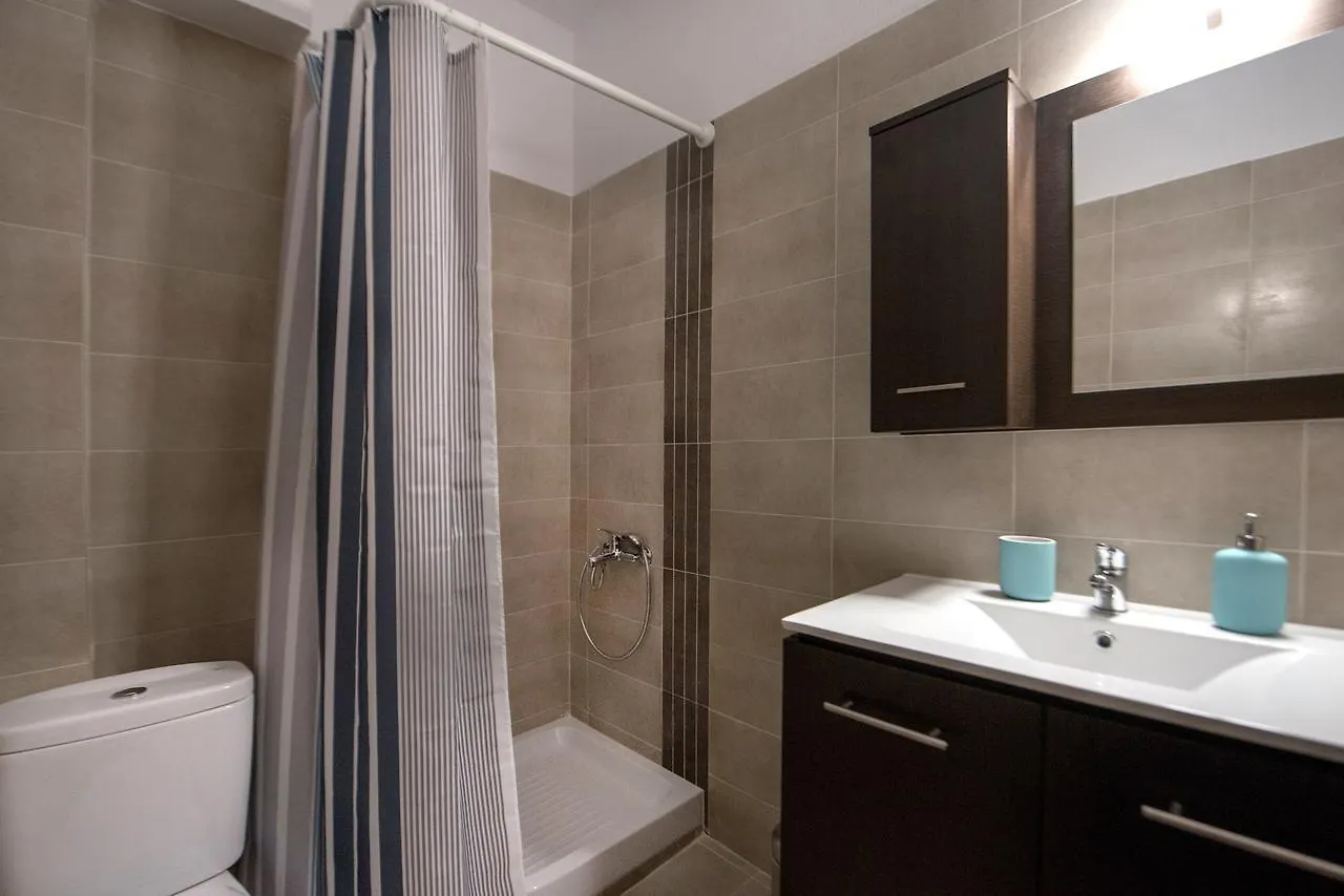 Pleiades Casual Living Apartment Nea Roda