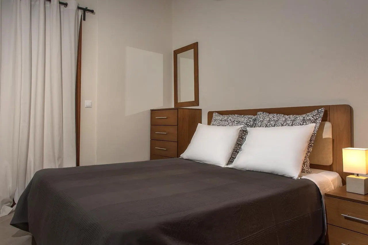 Pleiades Casual Living Apartment Nea Roda