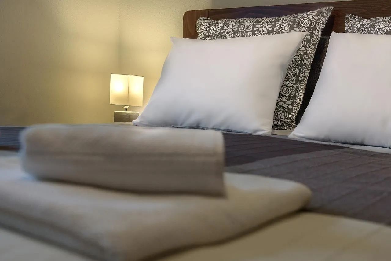 Pleiades Casual Living Apartment Nea Roda